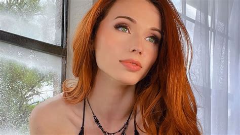 @amouranth' .